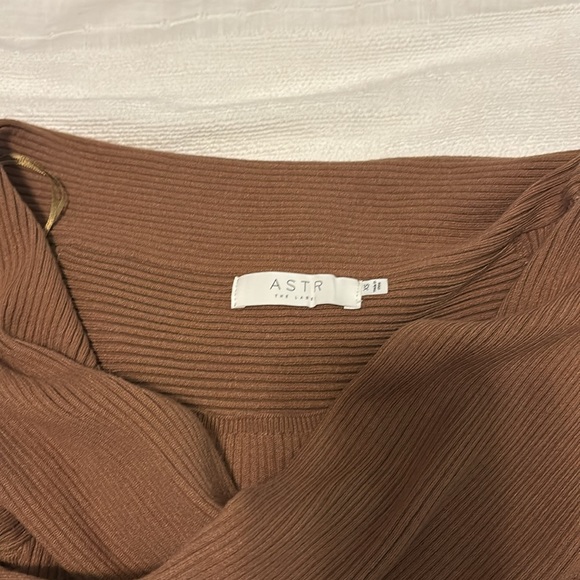 ASTR Zayla Sweater in Camel - Picture 5 of 13